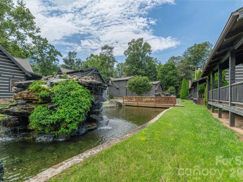 93 Rachels Circle, Maggie Valley, NC 28751.  MLS# CAR4408080, YatesRealty ID 44878. 