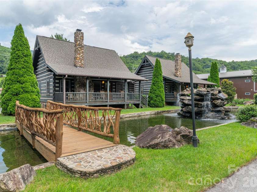 93 Rachels Circle, Maggie Valley, NC 28751.  MLS# CAR4408080, YatesRealty ID 44878. 
