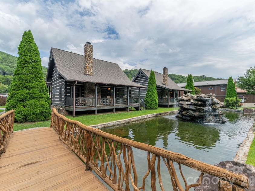 93 Rachels Circle, Maggie Valley, NC 28751.  MLS# CAR4408080, YatesRealty ID 44878. 