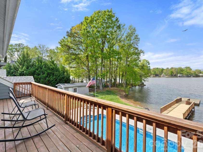 1786 Riverview Road, Lexington, NC 27292.  MLS# CAR4367857, YatesRealty ID 44879. 
