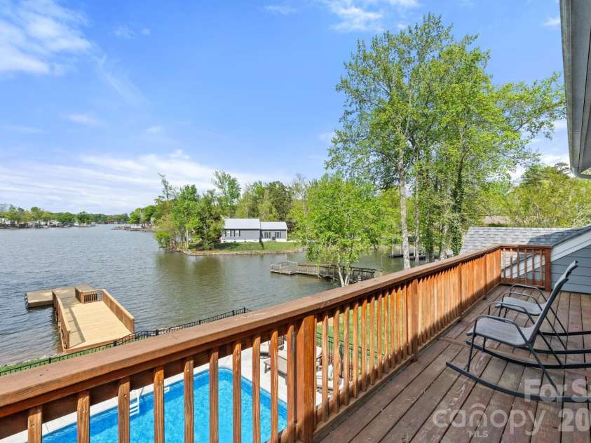 1786 Riverview Road, Lexington, NC 27292.  MLS# CAR4367857, YatesRealty ID 44879. 