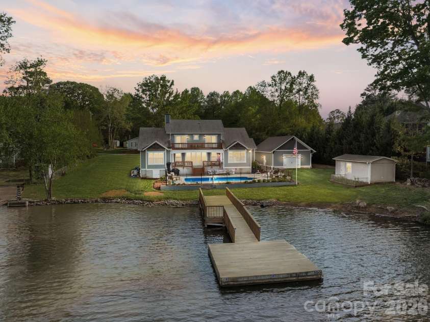 1786 Riverview Road, Lexington, NC 27292.  MLS# CAR4367857, YatesRealty ID 44879. 