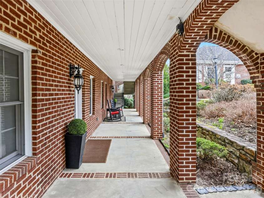 2688 Greenville Highway, Flat Rock, NC 28731.  MLS# CAR4354326, YatesRealty ID 4488. 