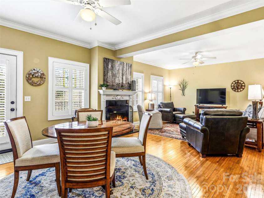 2688 Greenville Highway, Flat Rock, NC 28731.  MLS# CAR4354326, YatesRealty ID 4488. 