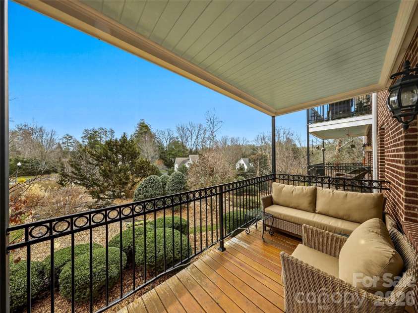 2688 Greenville Highway, Flat Rock, NC 28731.  MLS# CAR4354326, YatesRealty ID 4488. 