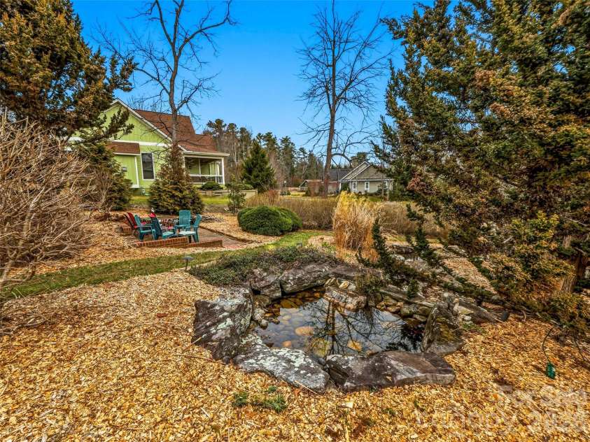 2688 Greenville Highway, Flat Rock, NC 28731.  MLS# CAR4354326, YatesRealty ID 4488. 