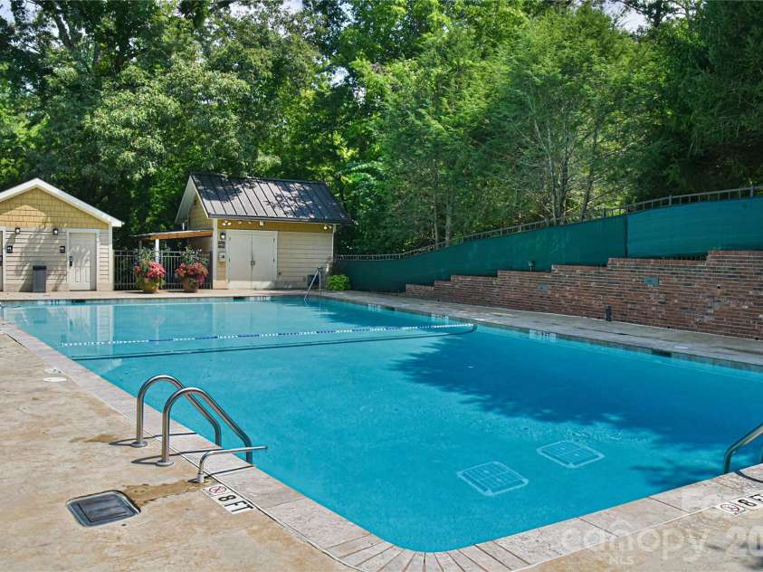 211 Bowling Park Road, Asheville, NC 28803.  MLS# CAR4413692, YatesRealty ID 44884. 
