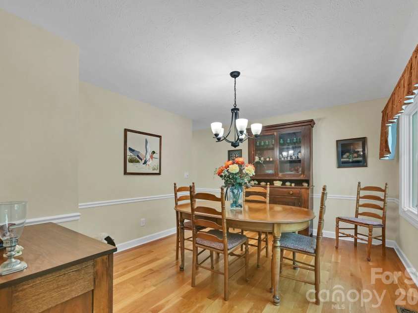 3 Rodney Court, Flat Rock, NC 28731.  MLS# CAR4415085, YatesRealty ID 44885. 