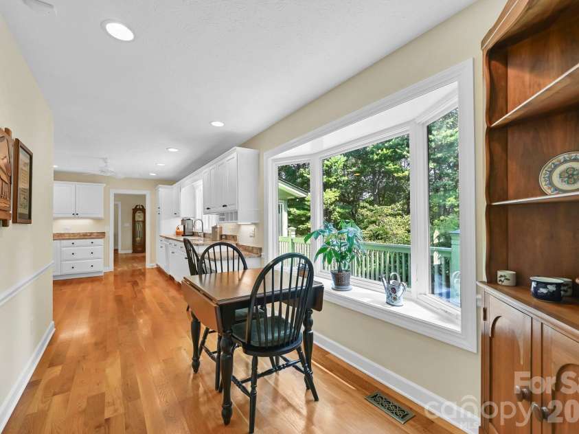 3 Rodney Court, Flat Rock, NC 28731.  MLS# CAR4415085, YatesRealty ID 44885. 