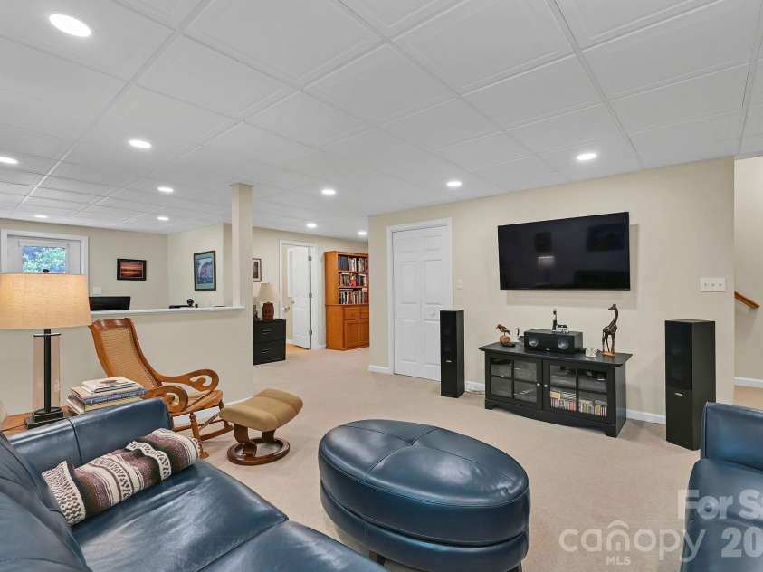3 Rodney Court, Flat Rock, NC 28731.  MLS# CAR4415085, YatesRealty ID 44885. 