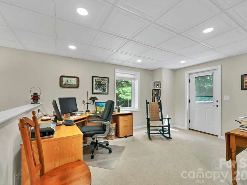 3 Rodney Court, Flat Rock, NC 28731.  MLS# CAR4415085, YatesRealty ID 44885. 