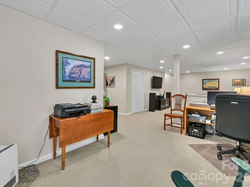 3 Rodney Court, Flat Rock, NC 28731.  MLS# CAR4415085, YatesRealty ID 44885. 