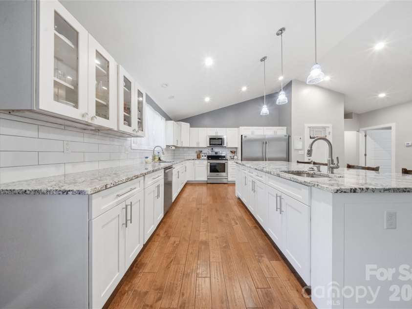 1555 Riverview Road, Lincolnton, NC 28092.  MLS# CAR4392993, YatesRealty ID 44887. 