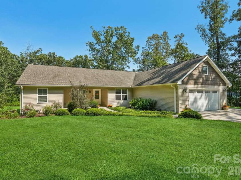 1555 Riverview Road, Lincolnton, NC 28092.  MLS# CAR4392993, YatesRealty ID 44887. 