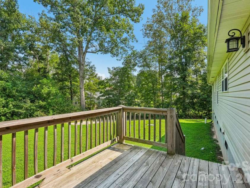 1555 Riverview Road, Lincolnton, NC 28092.  MLS# CAR4392993, YatesRealty ID 44887. 