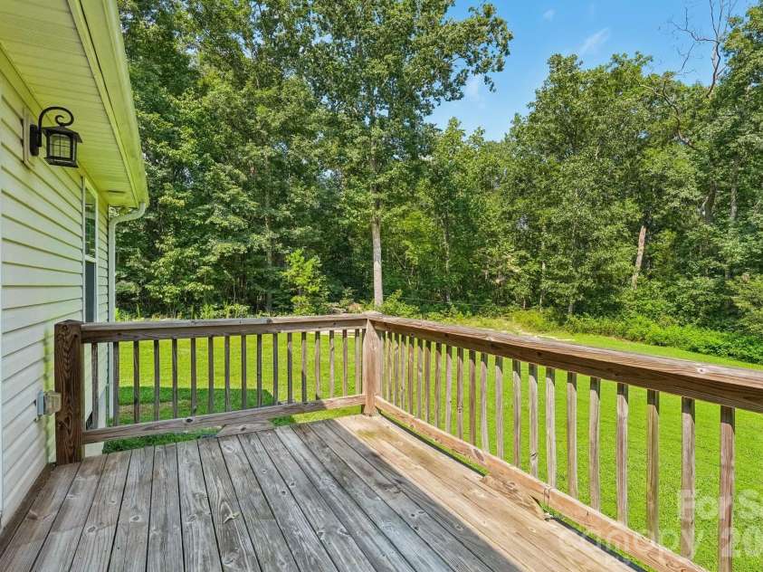 1555 Riverview Road, Lincolnton, NC 28092.  MLS# CAR4392993, YatesRealty ID 44887. 