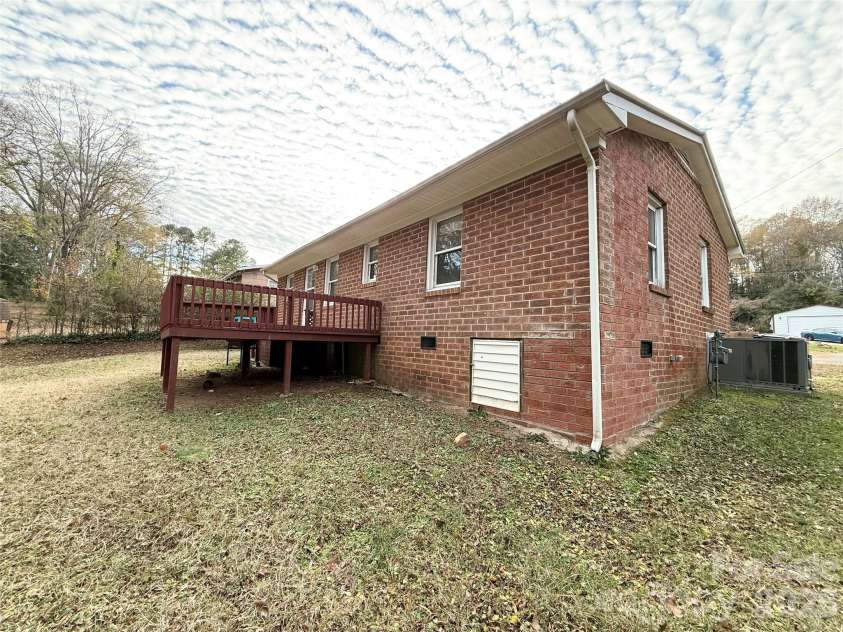 406 Rutherford Street, Wadesboro, NC 28170.  MLS# CAR4345708, YatesRealty ID 44892. 