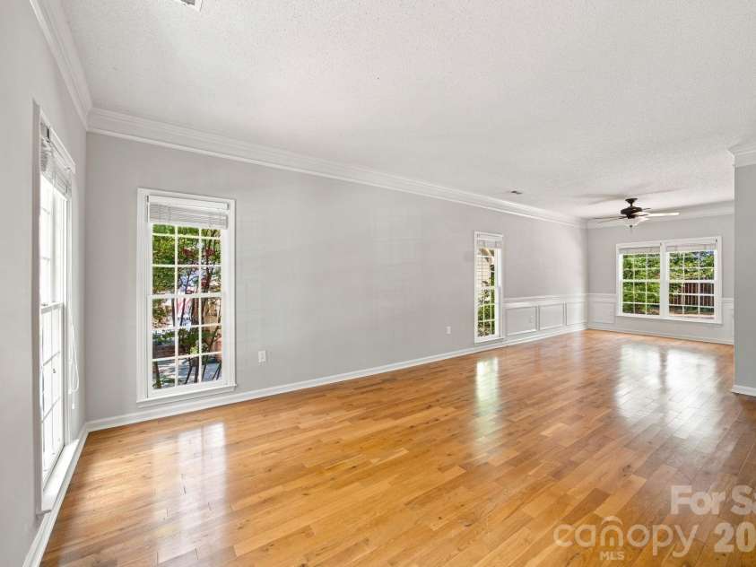 19740 Valiant Way, Cornelius, NC 28031.  MLS# CAR4408572, YatesRealty ID 44894. 