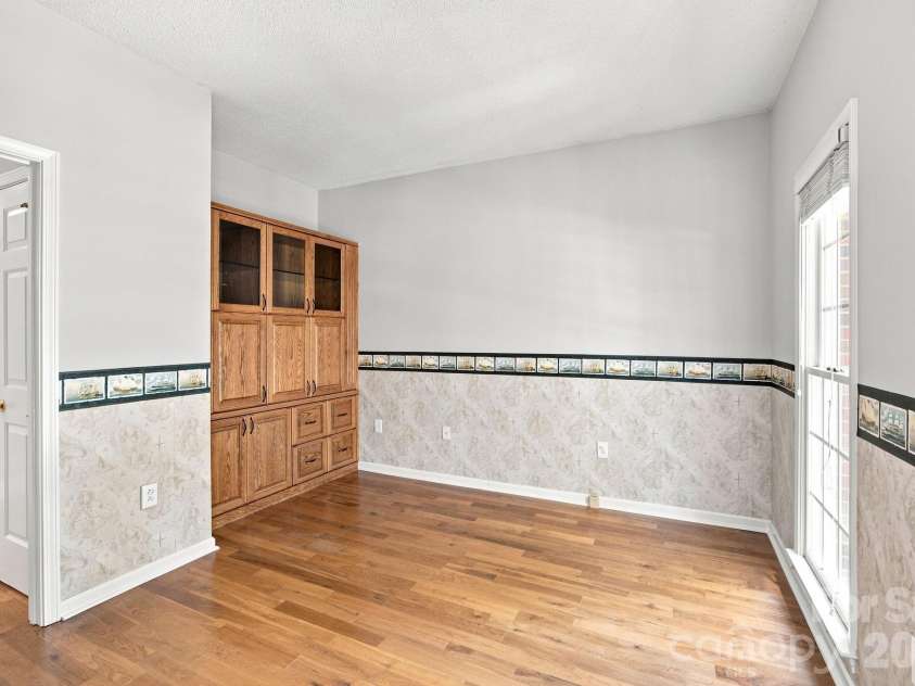 19740 Valiant Way, Cornelius, NC 28031.  MLS# CAR4408572, YatesRealty ID 44894. 