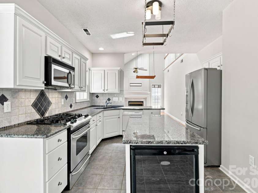 19740 Valiant Way, Cornelius, NC 28031.  MLS# CAR4408572, YatesRealty ID 44894. 