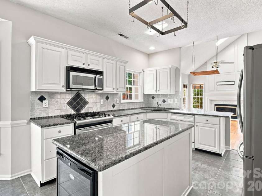 19740 Valiant Way, Cornelius, NC 28031.  MLS# CAR4408572, YatesRealty ID 44894. 