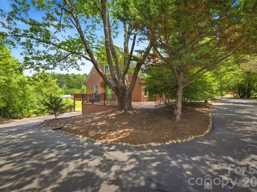 1205 Union Street, Morganton, NC 28655.  MLS# CAR4415291, YatesRealty ID 44895. 