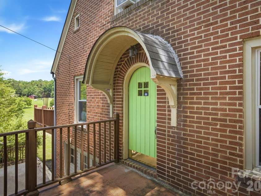 1205 Union Street, Morganton, NC 28655.  MLS# CAR4415291, YatesRealty ID 44895. 