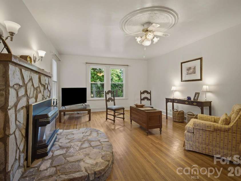1205 Union Street, Morganton, NC 28655.  MLS# CAR4415291, YatesRealty ID 44895. 