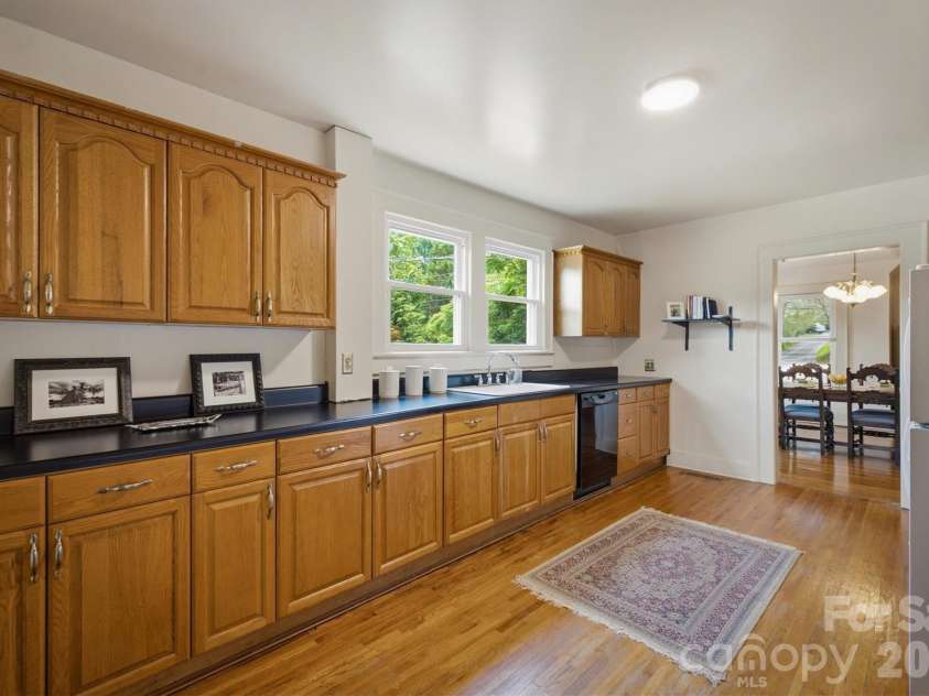 1205 Union Street, Morganton, NC 28655.  MLS# CAR4415291, YatesRealty ID 44895. 