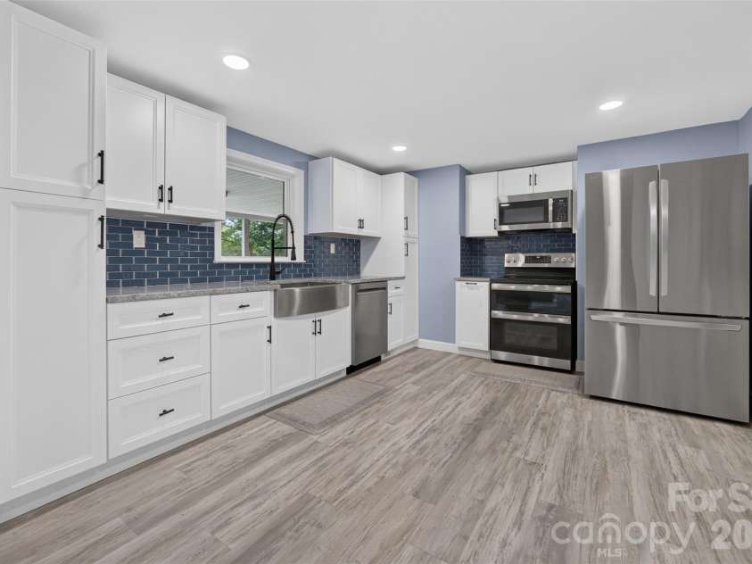 4009 Cindy Lane, Denver, NC 28037.  MLS# CAR4415192, YatesRealty ID 44897. 
