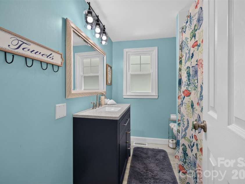 4009 Cindy Lane, Denver, NC 28037.  MLS# CAR4415192, YatesRealty ID 44897. 