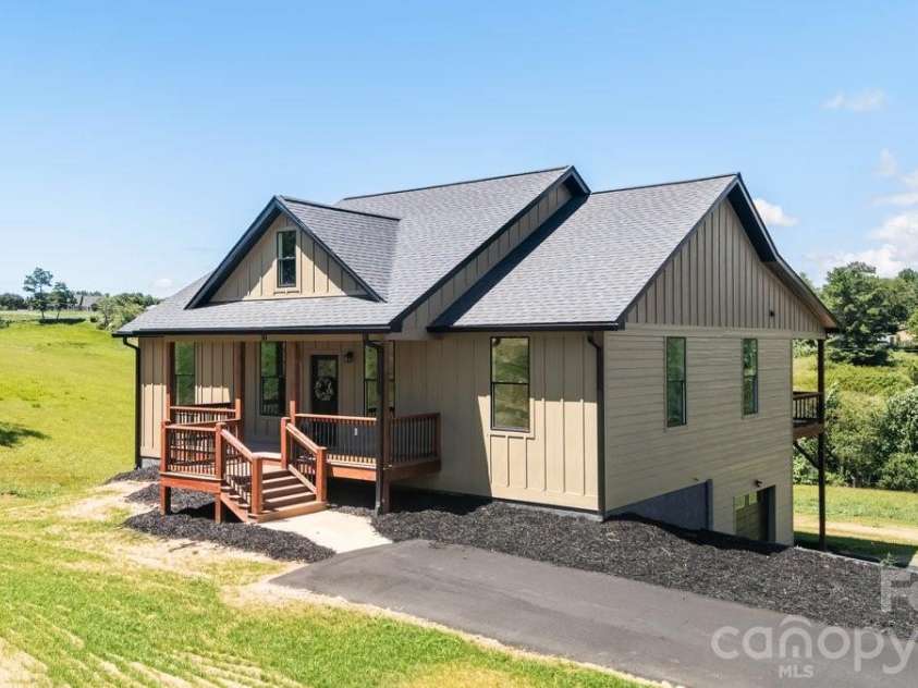 30 Johnny Roberts Road, Alexander, NC 28701.  MLS# CAR4405551, YatesRealty ID 44899. 