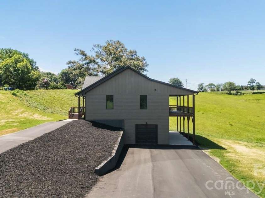 30 Johnny Roberts Road, Alexander, NC 28701.  MLS# CAR4405551, YatesRealty ID 44899. 