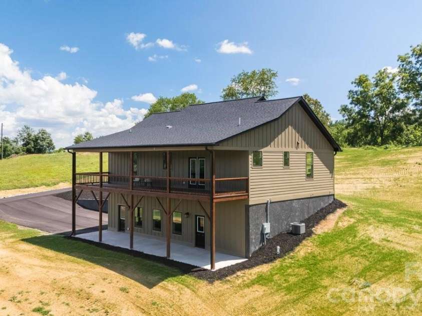 30 Johnny Roberts Road, Alexander, NC 28701.  MLS# CAR4405551, YatesRealty ID 44899. 