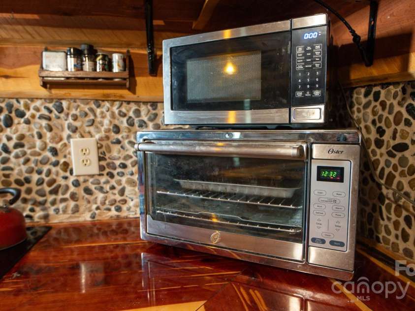 4189 Bristol Place, Collettsville, NC 28611.  MLS# CAR4320331, YatesRealty ID 449. 