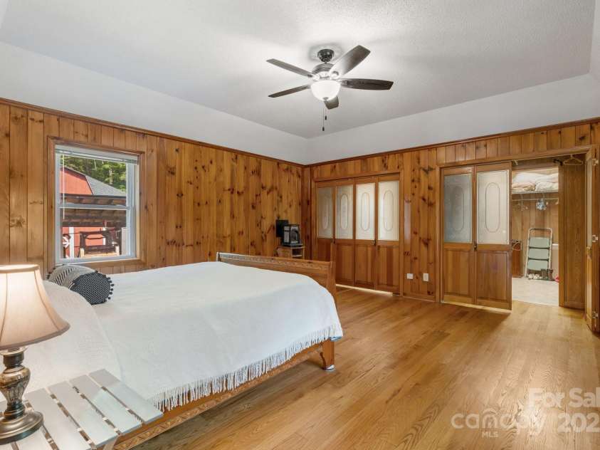 505 Old Home Place Drive, Marshall, NC 28753.  MLS# CAR4207123, YatesRealty ID 449. 