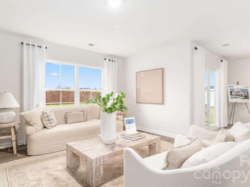 167 Prominent Drive, Lexington, NC 27292.  MLS# CAR4345068, YatesRealty ID 4490. *Photos are of model home and are for representational purposes only 