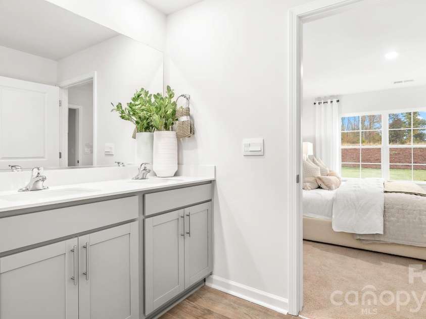 167 Prominent Drive, Lexington, NC 27292.  MLS# CAR4345068, YatesRealty ID 4490. *Photos are of model home and are for representational purposes only 