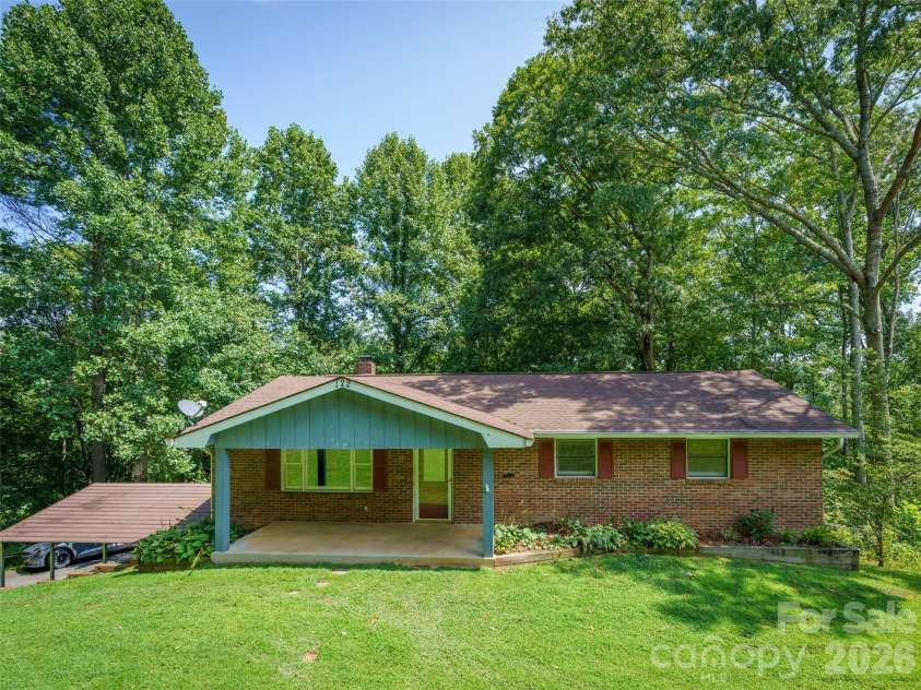 122 McCall Road, Pisgah Forest, NC 28768.  MLS# CAR4414055, YatesRealty ID 44900. 