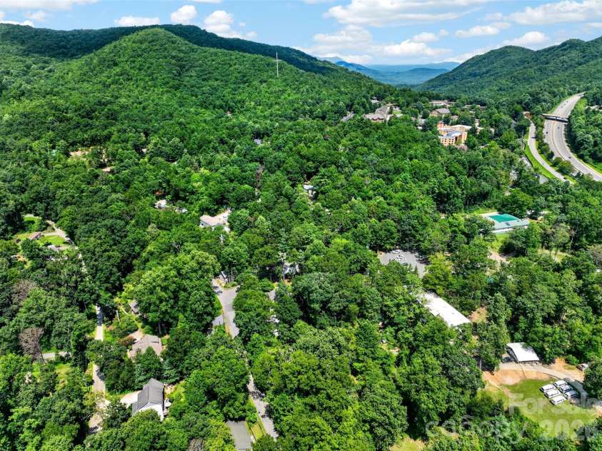 7 Bowers Road, Black Mountain, NC 28711.  MLS# CAR4413537, YatesRealty ID 44901. 