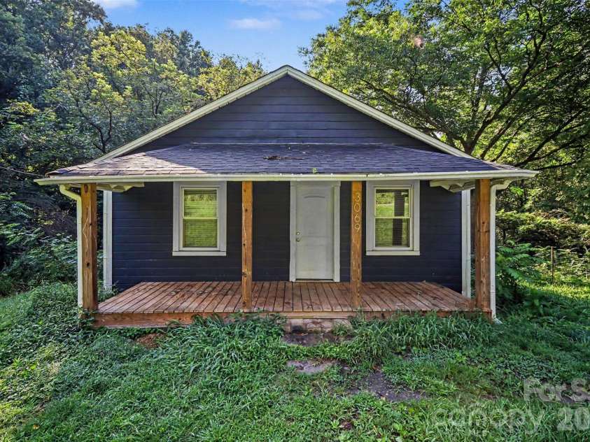 3069 Chinook Trail, Lincolnton, NC 28092.  MLS# CAR4415385, YatesRealty ID 44902. 