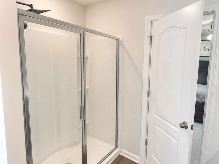 320 Marinna Joy Circle, Rockwell, NC 28138.  MLS# CAR4415217, YatesRealty ID 44903. Primary Bath