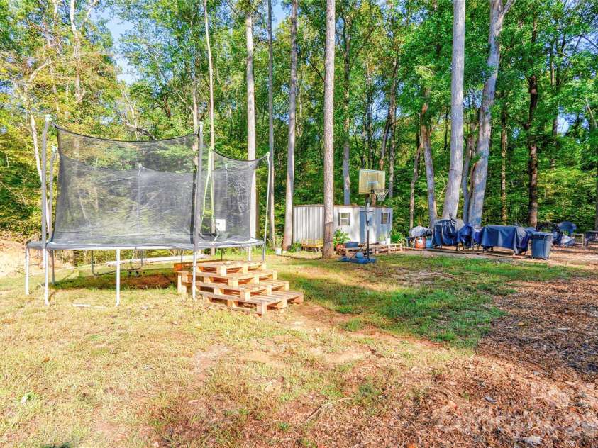 114 Tanya Lane, Shelby, NC 28152.  MLS# CAR4392402, YatesRealty ID 44906. Back Yard