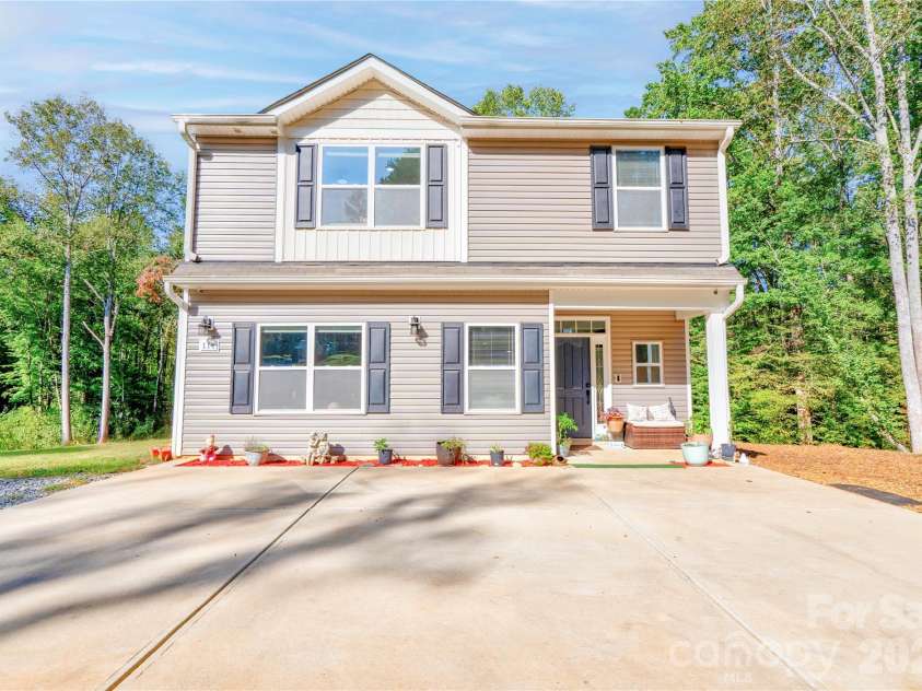 114 Tanya Lane, Shelby, NC 28152.  MLS# CAR4392402, YatesRealty ID 44906. Front