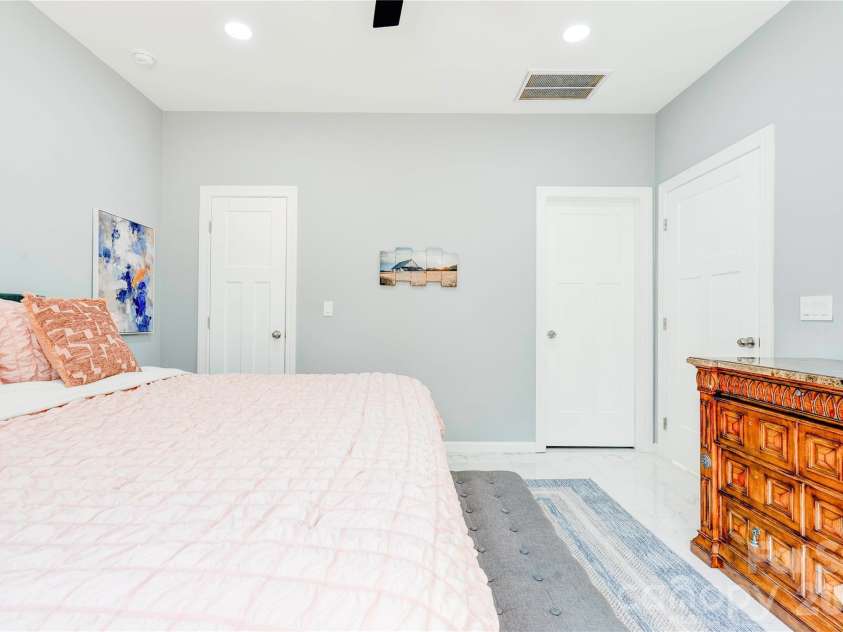 114 Tanya Lane, Shelby, NC 28152.  MLS# CAR4392402, YatesRealty ID 44906. Main Level Bedroom