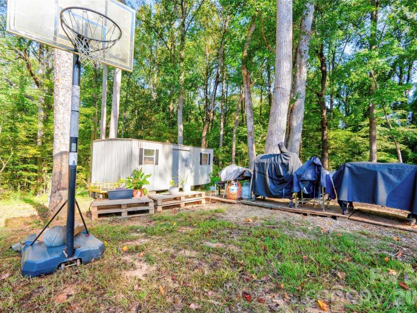 114 Tanya Lane, Shelby, NC 28152.  MLS# CAR4392402, YatesRealty ID 44906. Storage Building