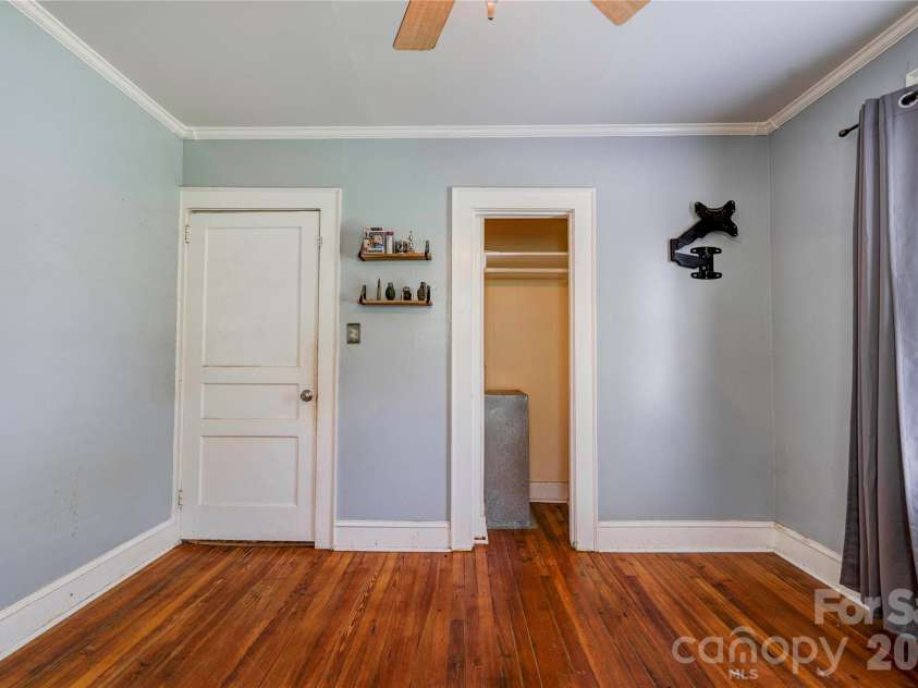 811 Kings Road, Shelby, NC 28150.  MLS# CAR4399686, YatesRealty ID 44907. Bedroom 1