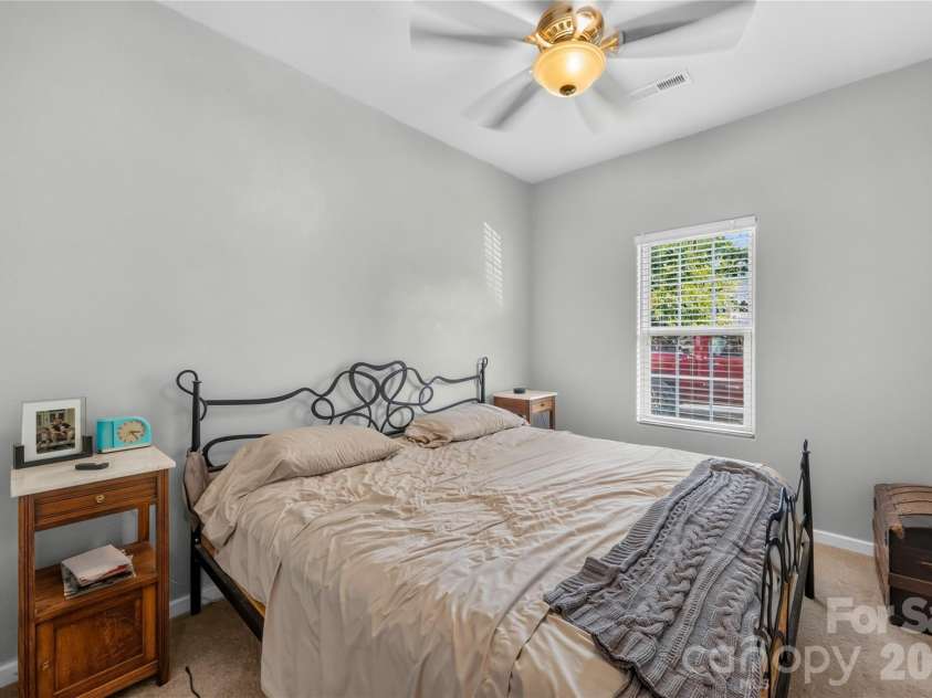 809 Gunnar Drive, Gastonia, NC 28054.  MLS# CAR4408682, YatesRealty ID 44911. 