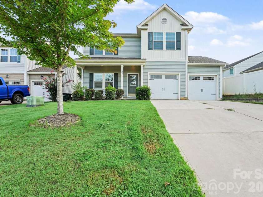 128 Sutters Mill Drive, Troutman, NC 28166.  MLS# CAR4414682, YatesRealty ID 44912. 