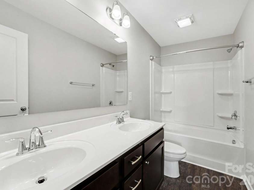 128 Sutters Mill Drive, Troutman, NC 28166.  MLS# CAR4414682, YatesRealty ID 44912. 